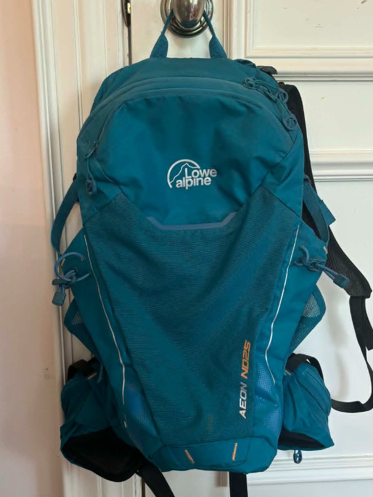 Lowe Alpine Aeon Nd25l Climbing/Hiking Backpack